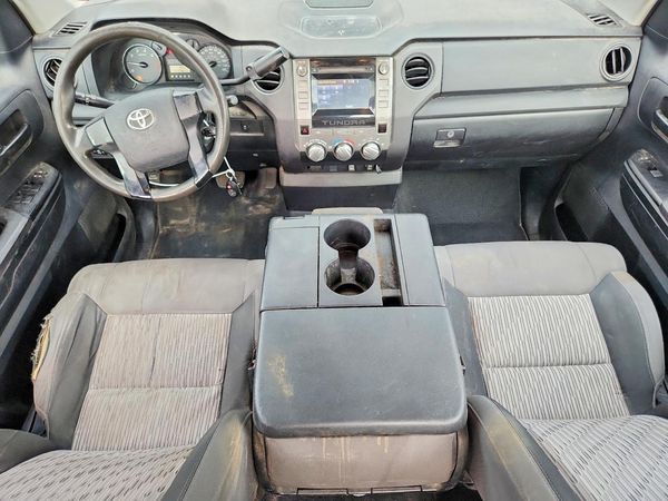 2014 TOYOTA TUNDRA SR5