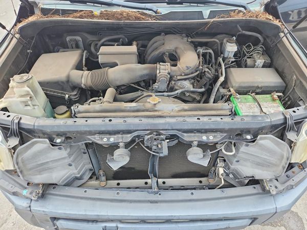 2014 TOYOTA TUNDRA SR5