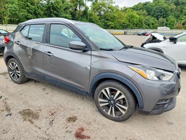 2019 NISSAN KICKS