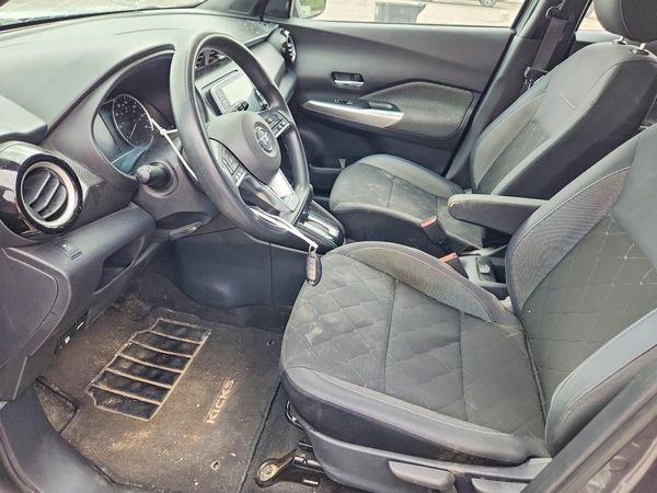 2019 NISSAN KICKS