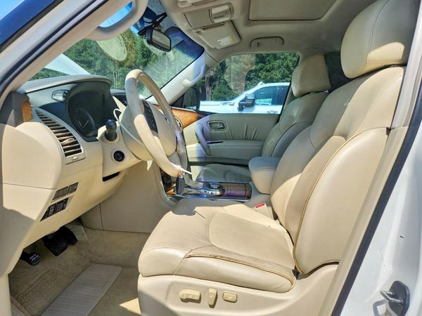 2012 INFINITI QX56 BASE