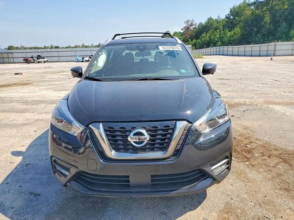 2020 NISSAN KICKS