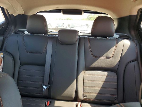 2020 NISSAN KICKS