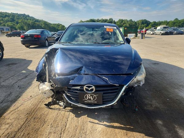 2015 MAZDA 3
