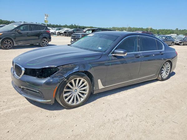 2016 BMW 740