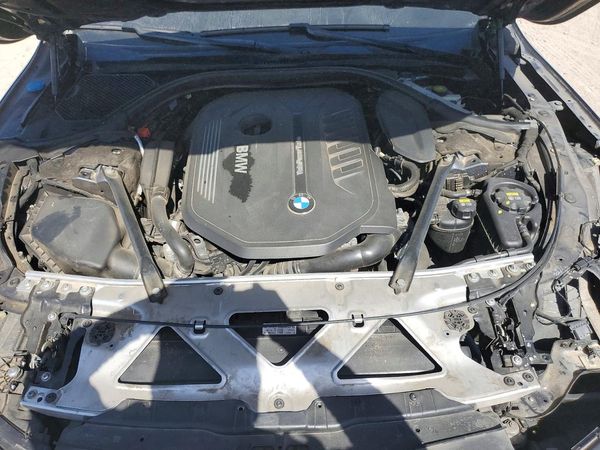 2016 BMW 740