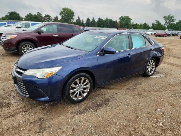 2015 TOYOTA CAMRY