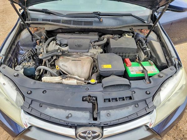 2015 TOYOTA CAMRY