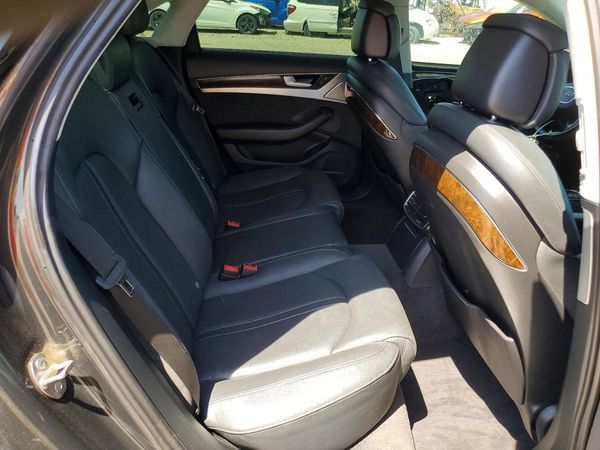 2015 AUDI A8