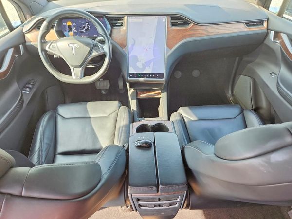 2019 TESLA MODEL X