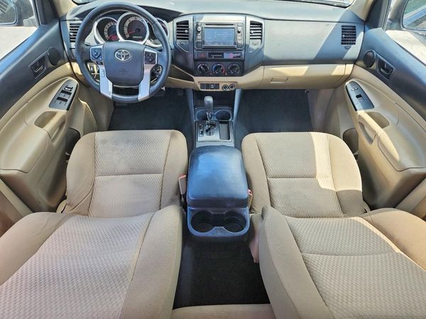 2015 TOYOTA TACOMA Delux Grade