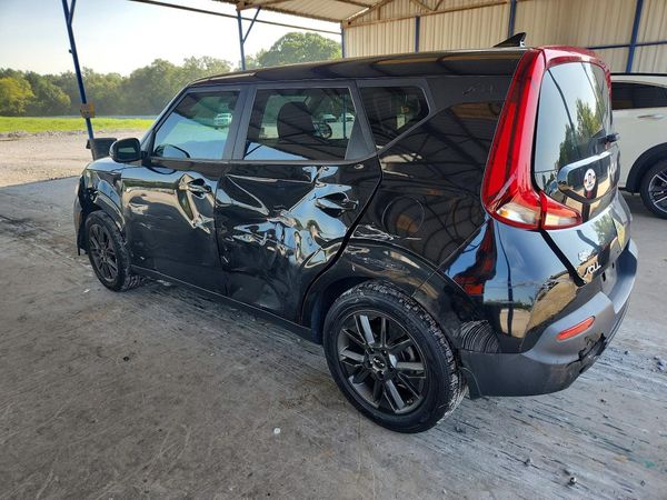 2022 KIA SOUL