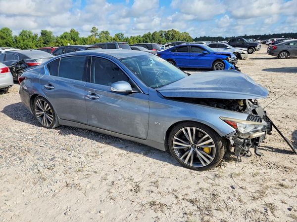 2018 INFINITI Q50