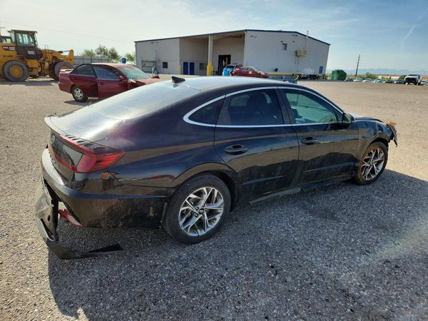 2022 HYUNDAI SONATA