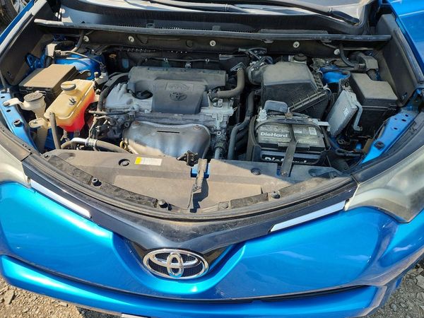 2016 TOYOTA RAV4 LE (X Grade) — Engine bay