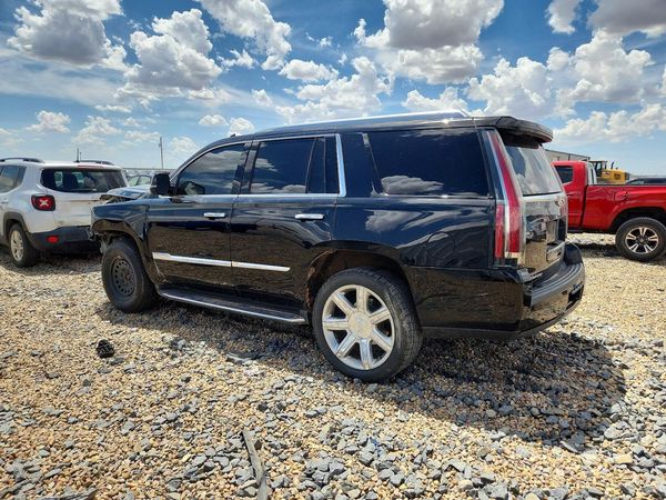 2018 CADILLAC ESCALADE
