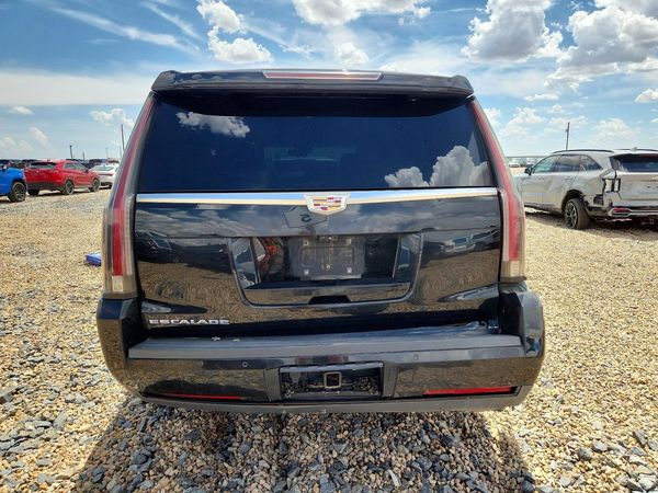2018 CADILLAC ESCALADE