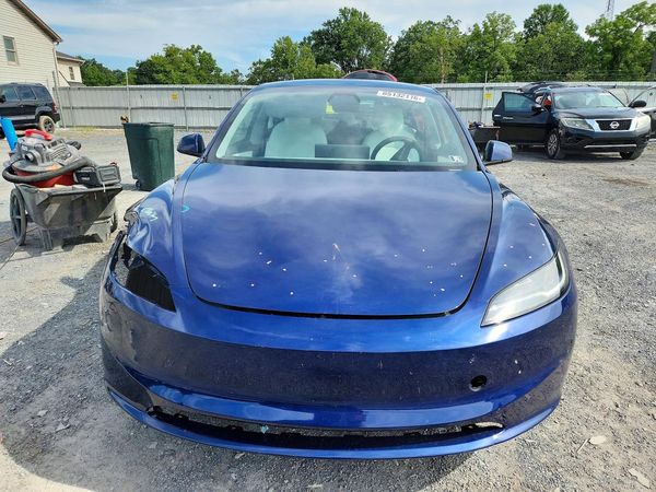 2024 TESLA MODEL 3