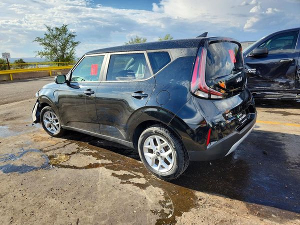 2024 KIA SOUL LX, S