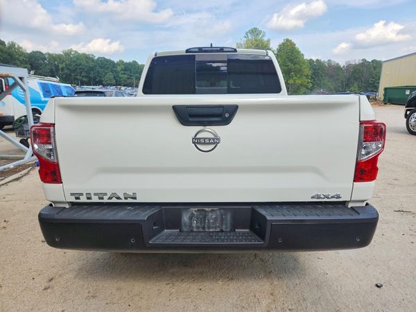 2023 NISSAN TITAN Crew Cab — DIRR