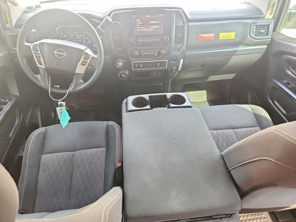 2023 NISSAN TITAN Crew Cab — CKPT