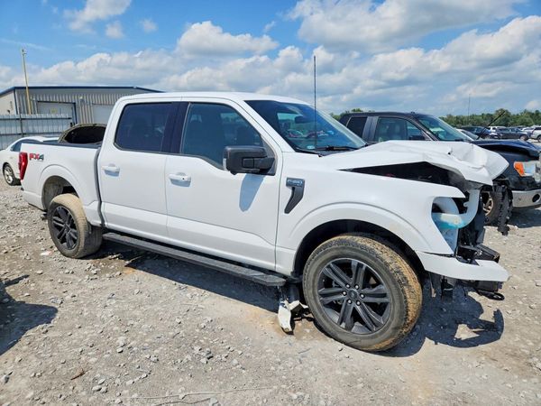 2022 FORD F150 SuperCrew — Passenger 3/4