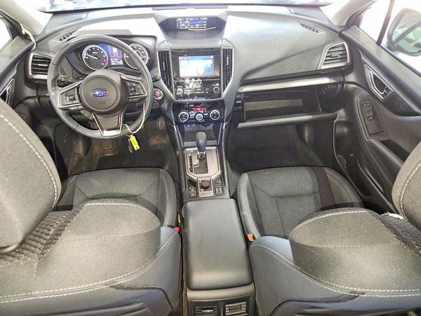2024 SUBARU FORESTER Premium