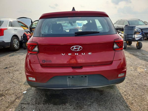 2022 HYUNDAI VENUE SE