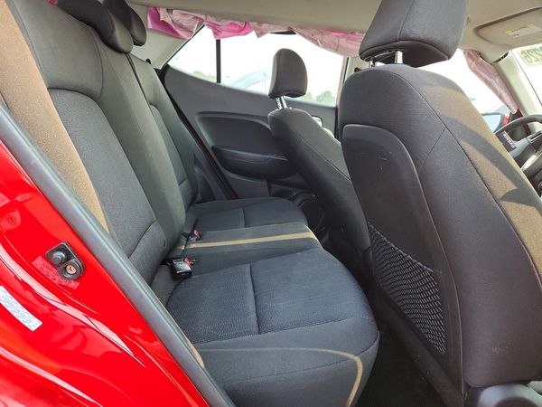 2022 HYUNDAI VENUE SE