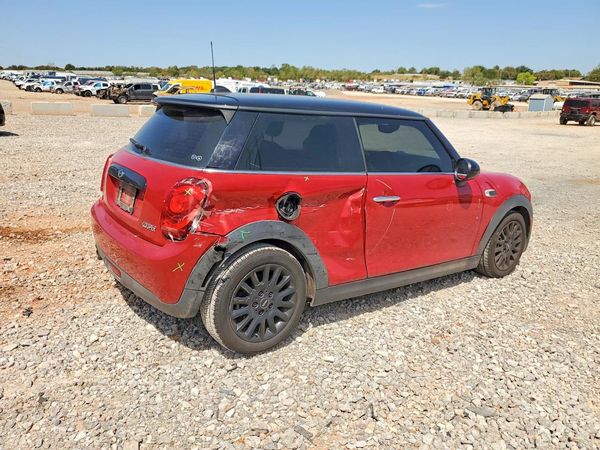 2017 MINI COOPER
