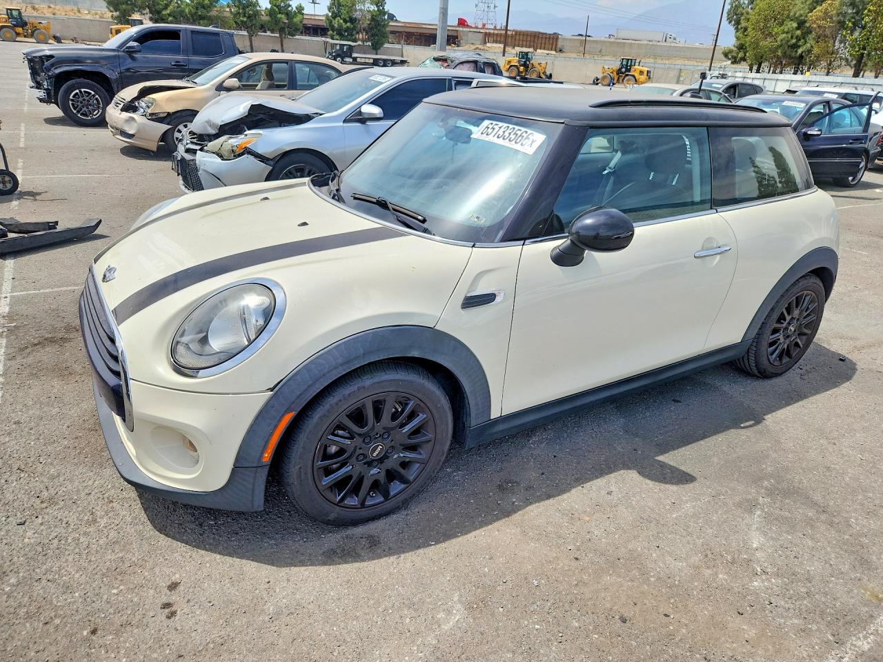 2016 MINI COOPER