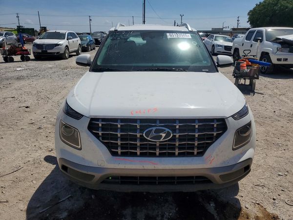 2024 HYUNDAI VENUE SEL / Limited