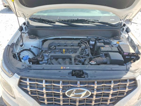 2024 HYUNDAI VENUE SEL / Limited