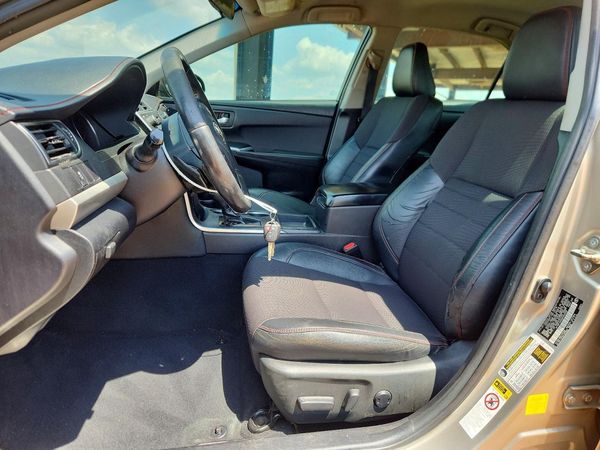 2016 TOYOTA CAMRY