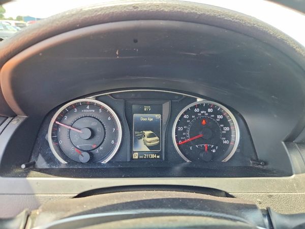 2016 TOYOTA CAMRY