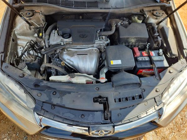 2016 TOYOTA CAMRY
