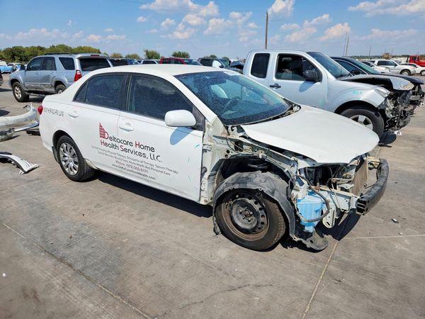 2013 TOYOTA COROLLA