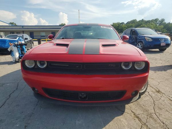 2016 DODGE CHALLENGER SXT Plus