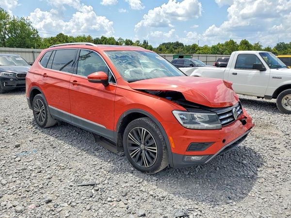 2018 VOLKSWAGEN TIGUAN SE, SEL