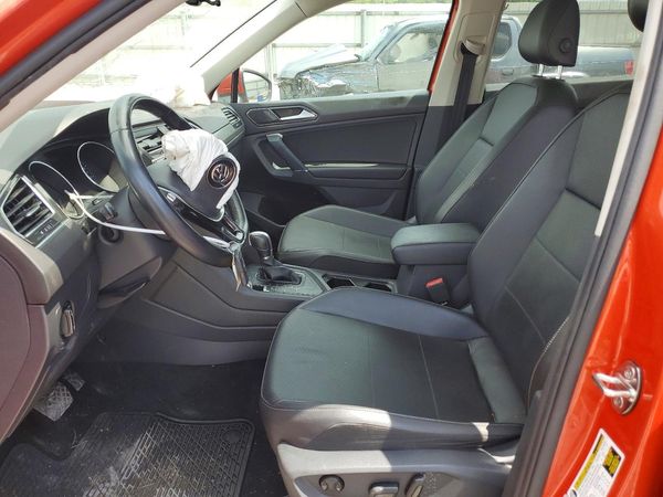 2018 VOLKSWAGEN TIGUAN SE, SEL