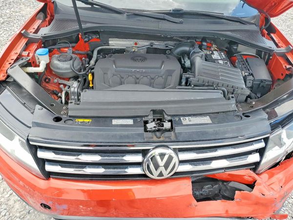 2018 VOLKSWAGEN TIGUAN SE, SEL