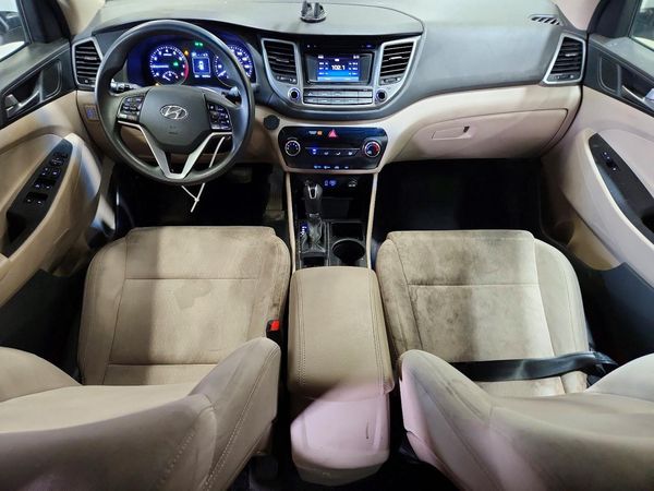 2017 HYUNDAI TUCSON