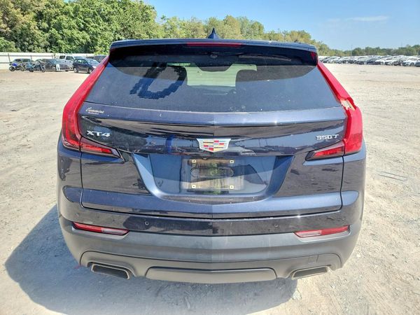 2023 CADILLAC XT4