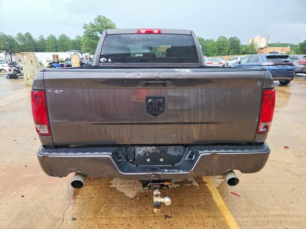 2020 RAM 1500 CLASSIC Tradesman, ST