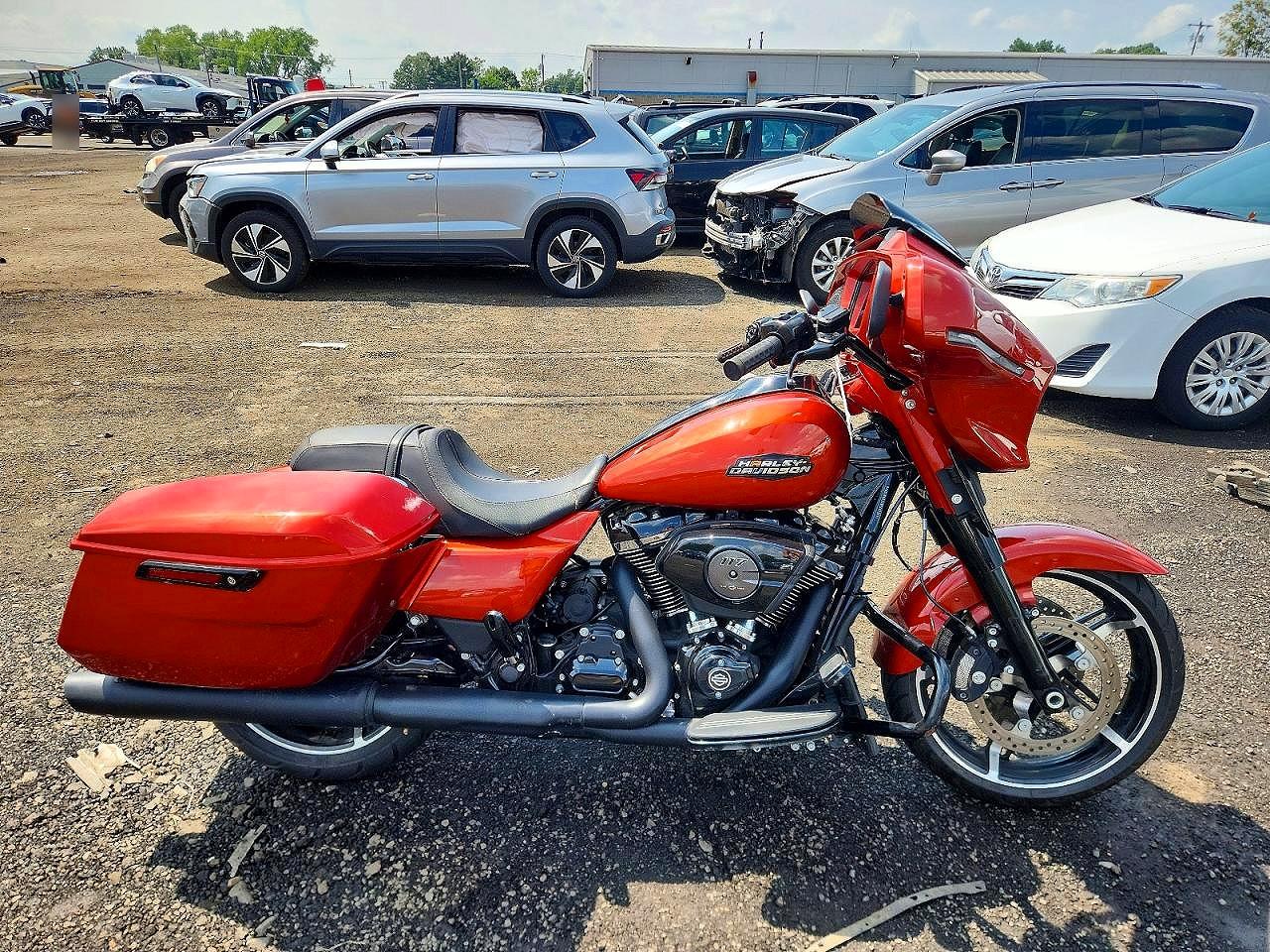 2024 HARLEY-DAVIDSON FL — RSDT