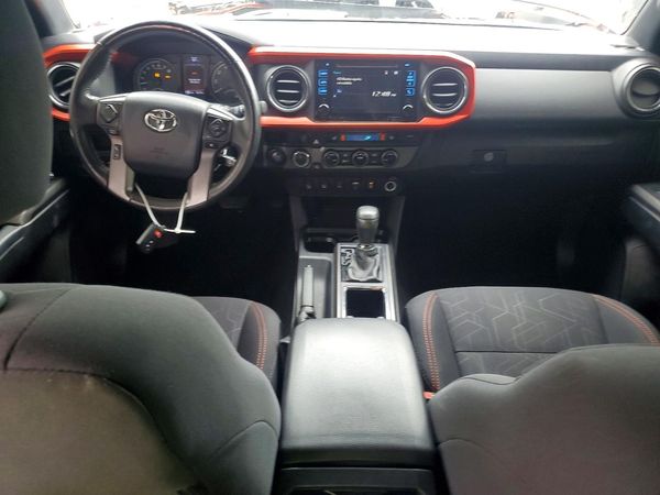 2017 TOYOTA TACOMA
