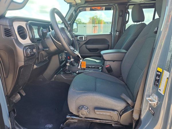 2025 JEEP GLADIATOR Sport