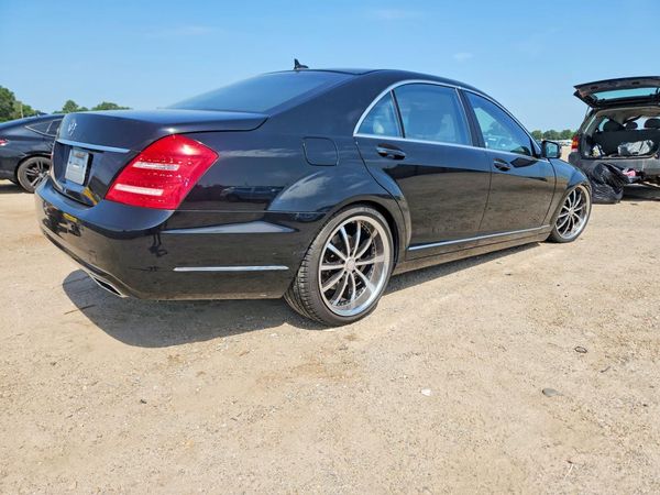 2013 MERCEDES-BENZ S S550