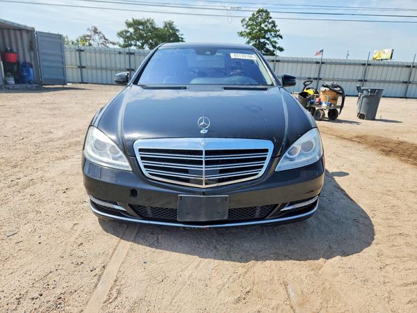 2013 MERCEDES-BENZ S S550