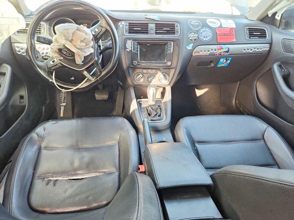 2017 VOLKSWAGEN JETTA SE